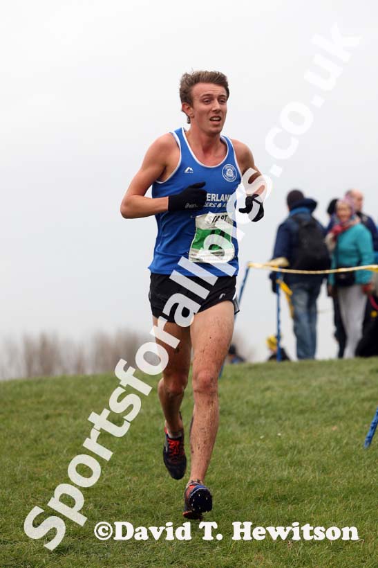 Oliver James (Sunderland) under-20 men North Eastern Cross Country, Champs., Temple Park, South Shields. Photo: David T. Hewitson/Sports for All Pics